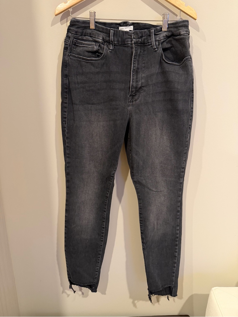 Good American Distressed Washed Skinny Jeans